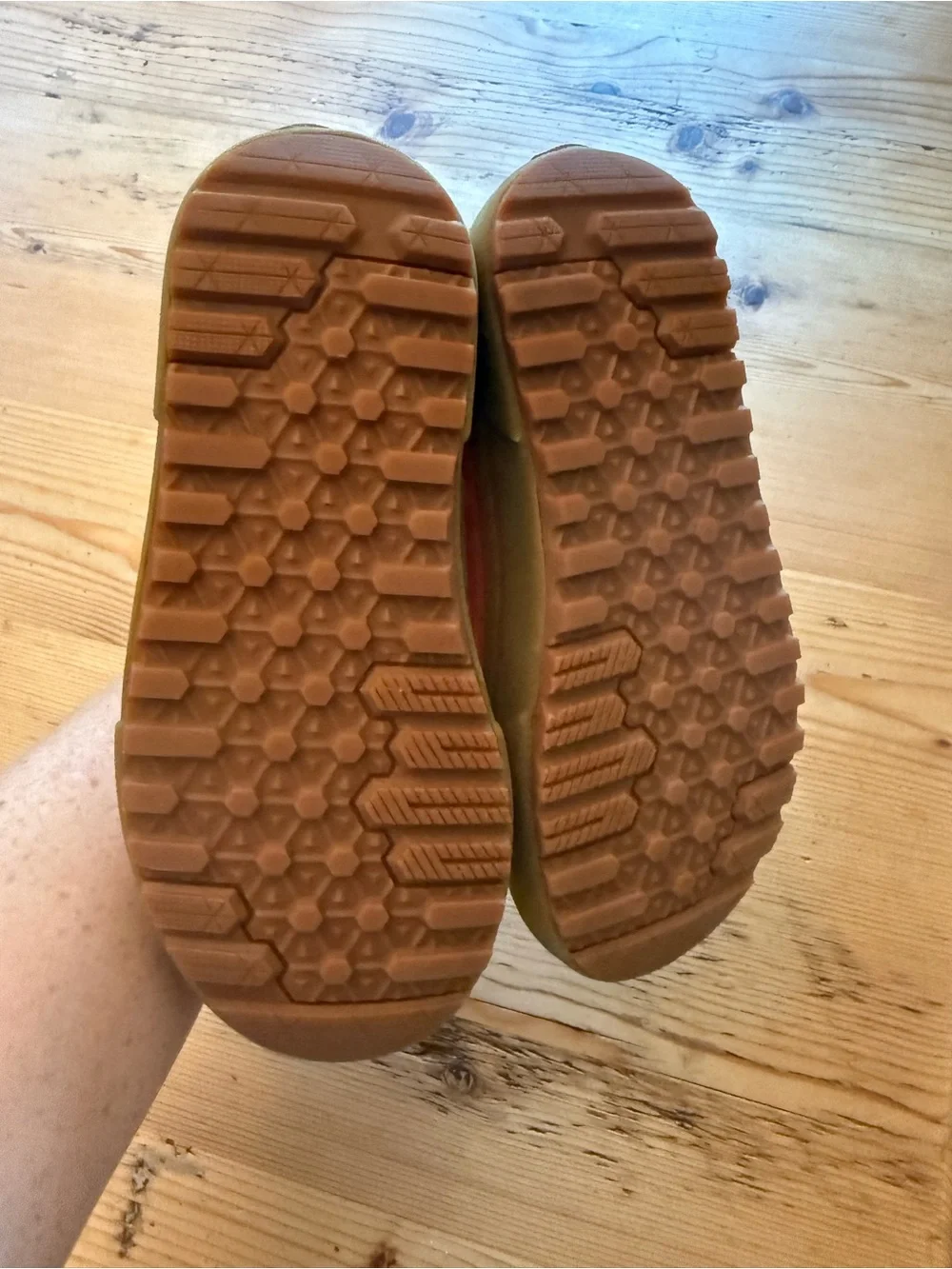 Vans Made for the Elements boots all season girls size 1